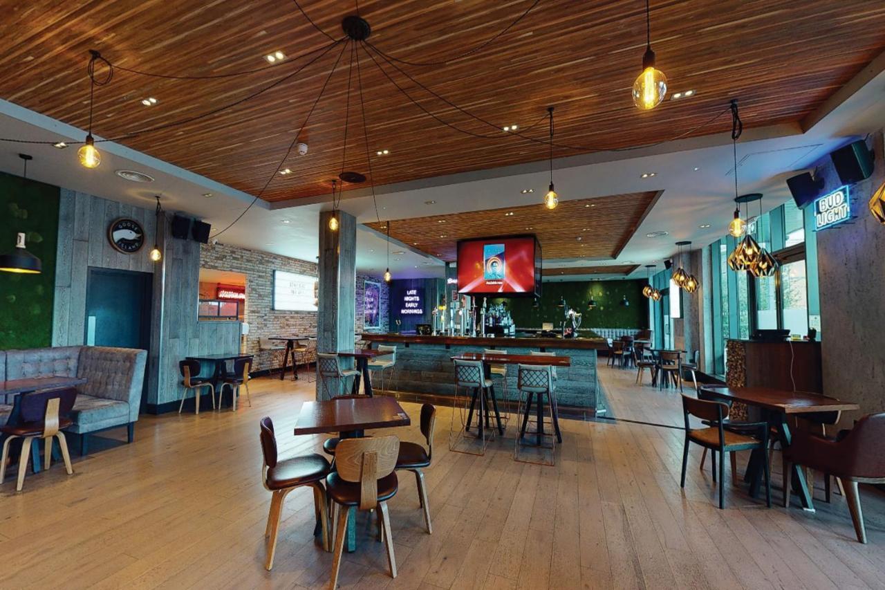 Village Hotel Solihull Esterno foto