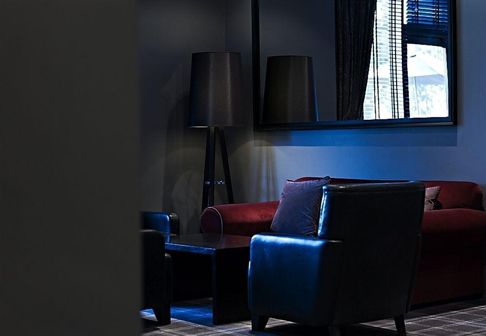 Village Hotel Solihull Esterno foto