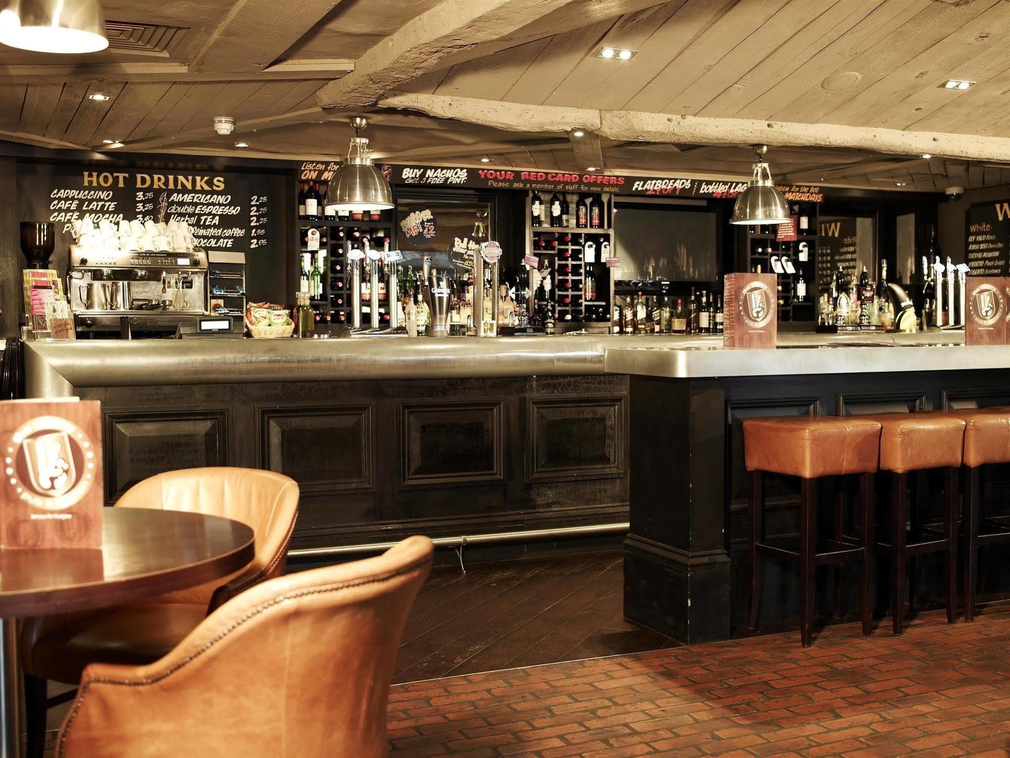 Village Hotel Solihull Esterno foto