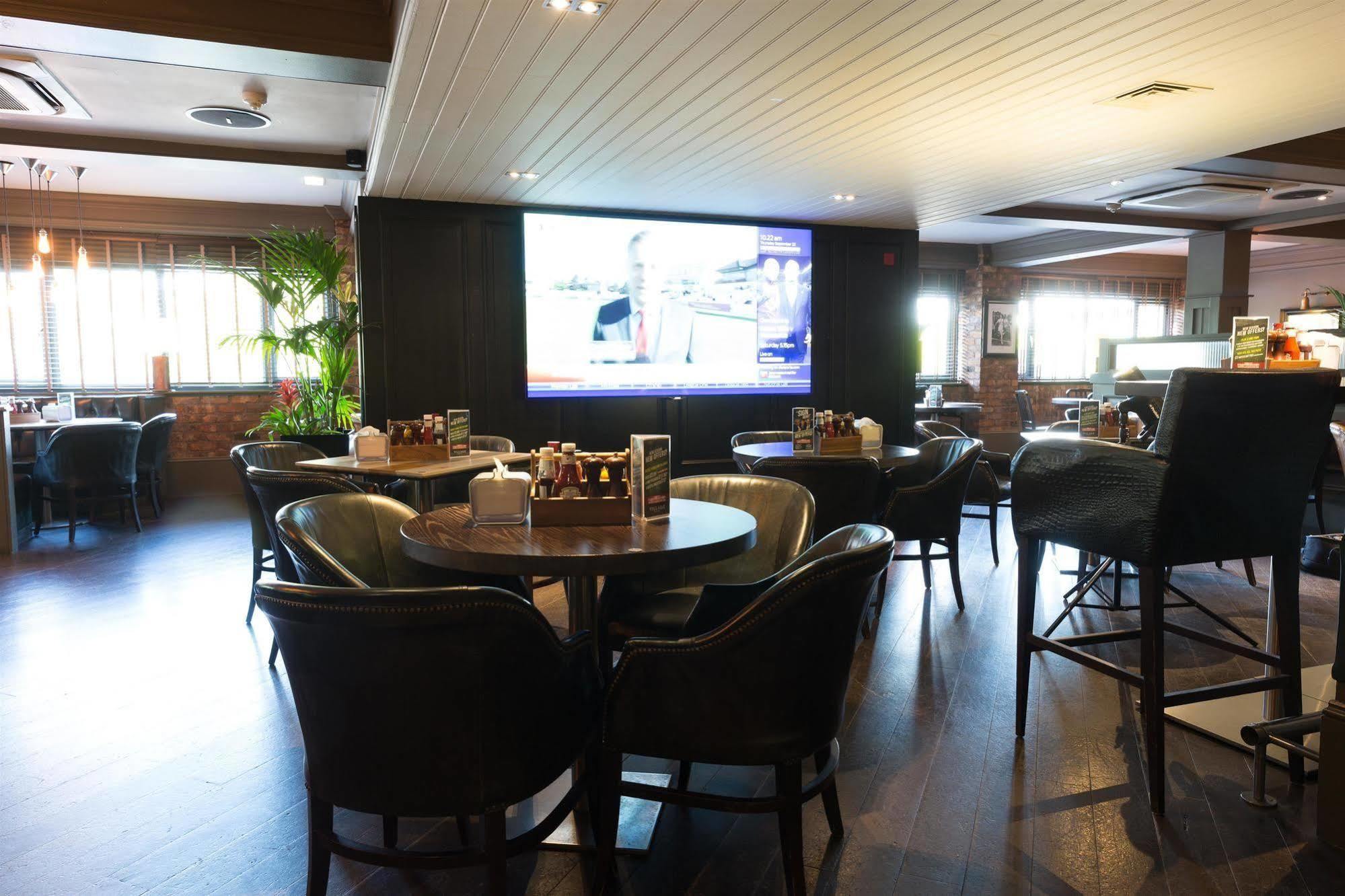 Village Hotel Solihull Esterno foto